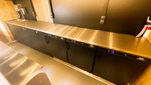 Foodtrucks Verkaufsfahrzeuge 30 Foodtrucks Verkaufsfahrzeuge kaufen (15)