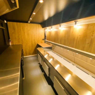 Foodtrucks Verkaufsfahrzeuge 4 Foodtrucks Verkaufsfahrzeuge kaufen (19)