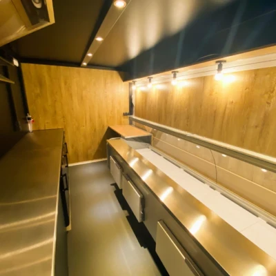 Foodtrucks Verkaufsfahrzeuge 6 Foodtrucks Verkaufsfahrzeuge kaufen (21)