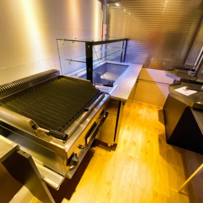 Imbissanhänger und Verkaufsanhänger individuell 3 Imbissanhänger Verkaufsanhänger kaufen (13)