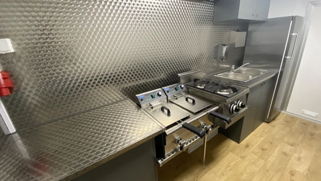 Imbisswagen mieten 71 Food Trailer Gastro Mago