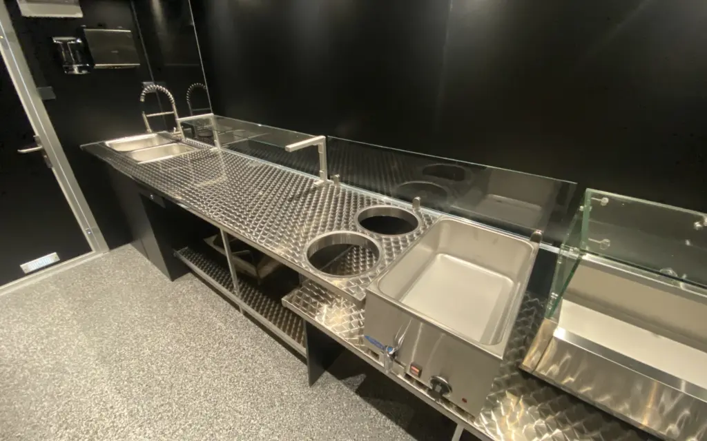 Burger & BBQ 15 Burger und BBQ 2052B 01