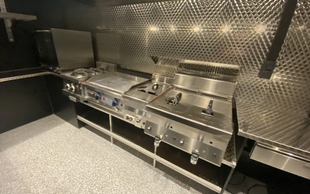 Burger & BBQ 11 Burger und BBQ 2052B 04