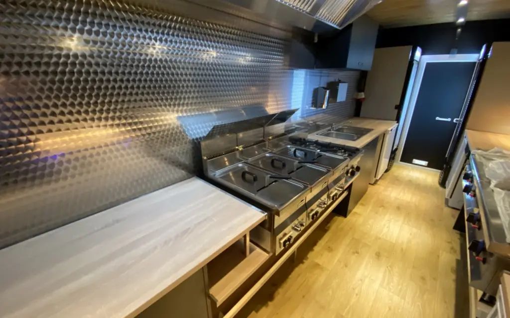 Holländischer Imbiss 29 Holländischer Imbiss 2052B 05