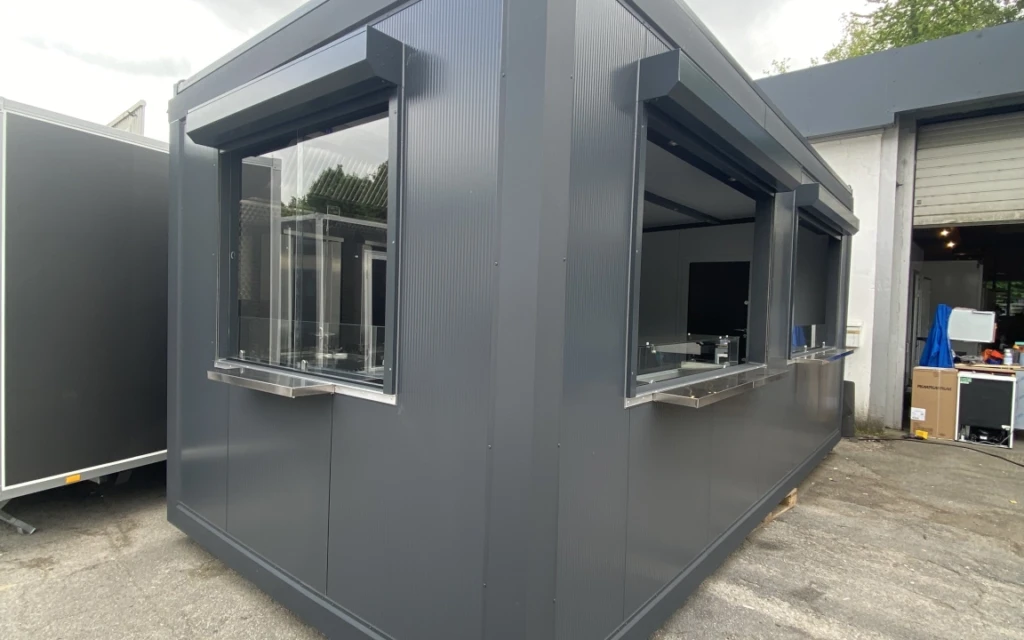 Imbiss Container Foodstation 3 Imbiss Container Foodstation 6 05