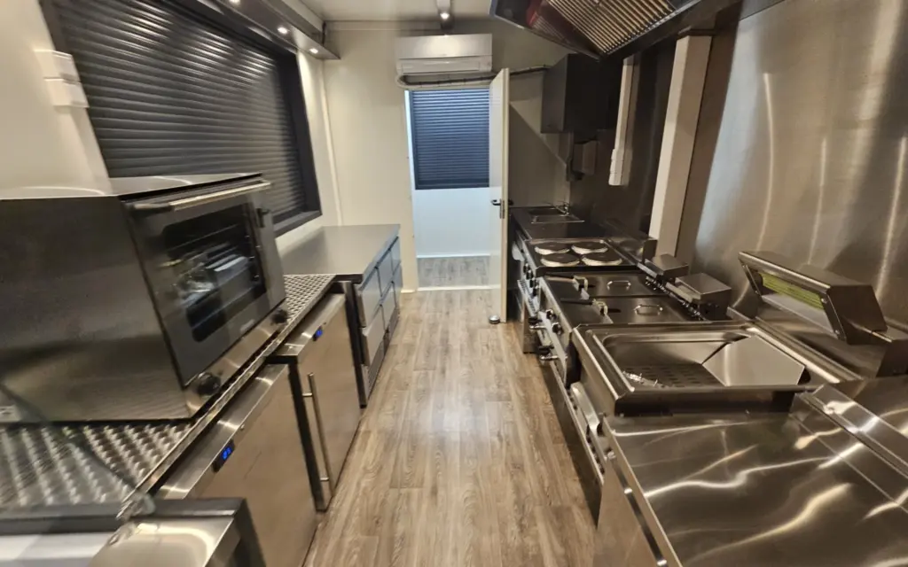 Imbiss Container Foodstation 17 Imbiss Container Foodstation 7 05