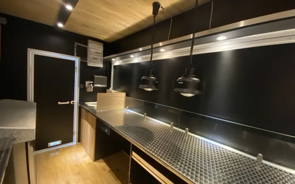 Italienische Küche - la cucina italiana 10 Italienische Köstlichkeiten 2042B Modell 2 06