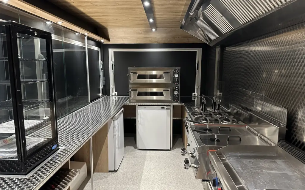 Italienische Küche - la cucina italiana 5 Italienische Köstlichkeiten 2052B Modell 4 02