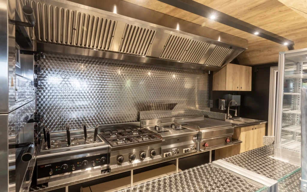 Italienische Küche - la cucina italiana 23 Italienische Köstlichkeiten 2052B Roundhouse 01