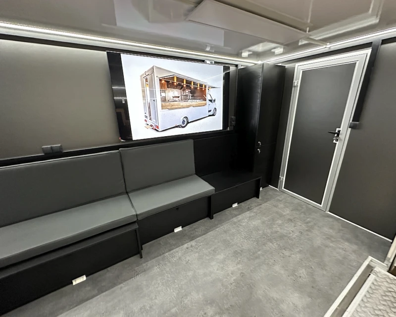 Messeanhänger und Präsentationsanhänger mieten 3 Messeanhänger & Präsentationsanhänger mieten 3